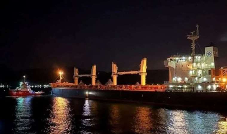 İstanbul Boğazı’nda gemi arızalandı: Trafik askıya alındı