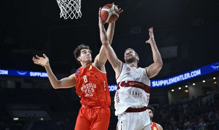 Galatasaray’dan Anadolu Efes’e 19 sayı fark!