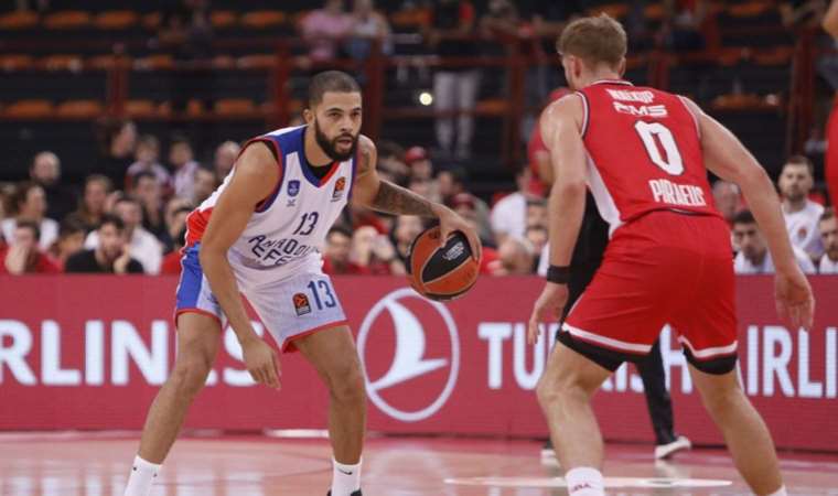 Anadolu Efes, Yunanistan deplasmanında kayıp!