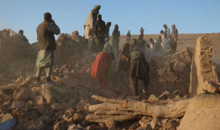 Afganistan’da 6.3 büyüklüğünde deprem… 215 kişi öldü, 1000’den fazla yaralı var!