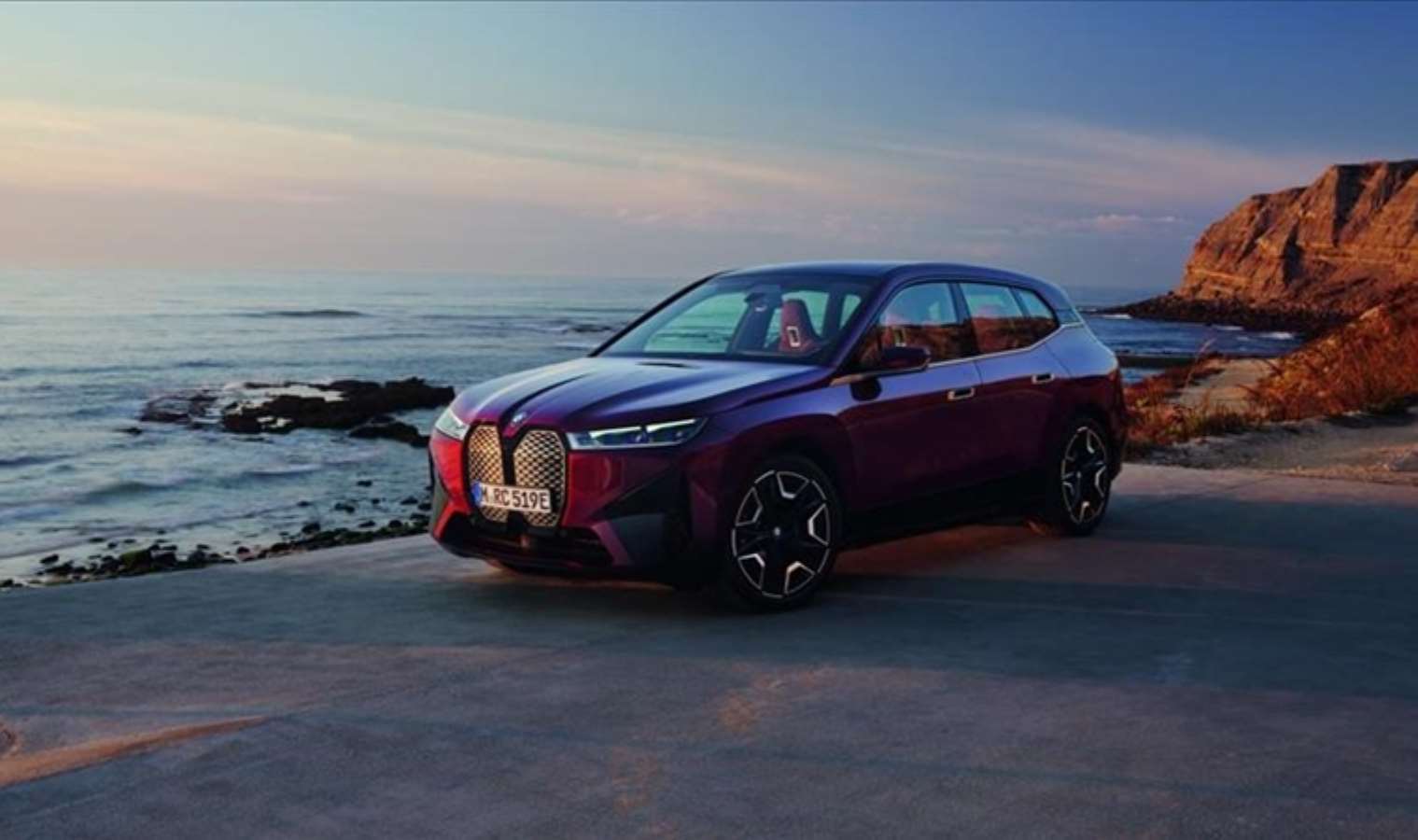 BMW Almanya'da elektrikli modeller hariç üretimi durduruyor!