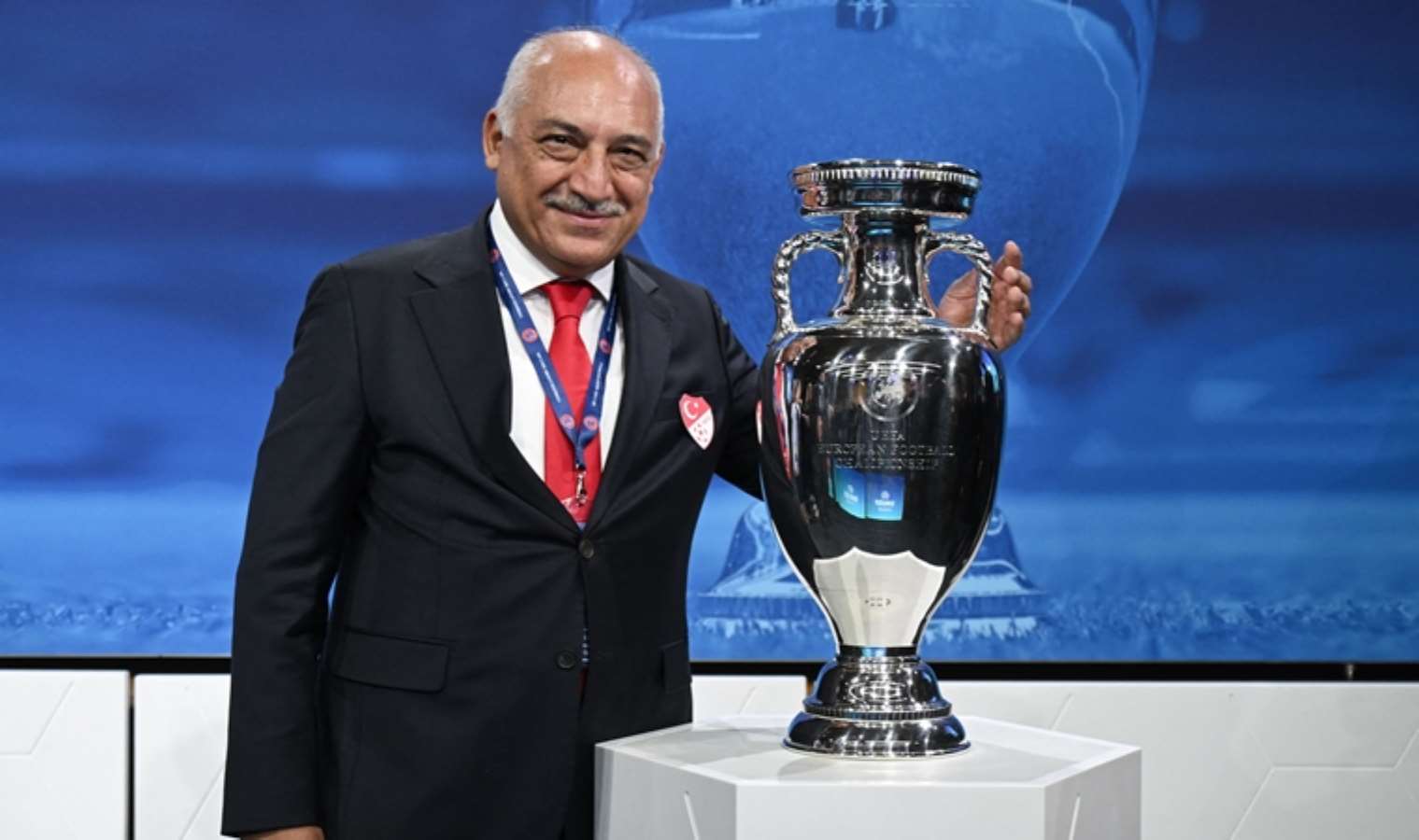 TFF Başkanı Mehmet Büyükekşi'den Milli Takım açıklaması: 'EURO 2024'ten umutluyuz'