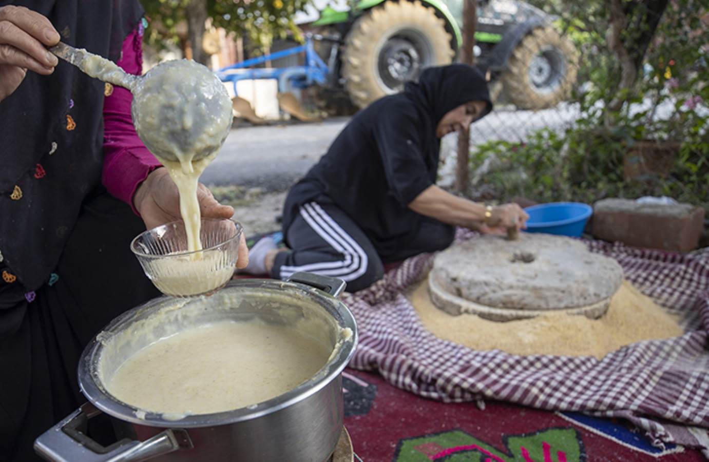 Sakarya'nın tescillenen üre tatlısı gelecek nesillerin sofralarına taşınacak