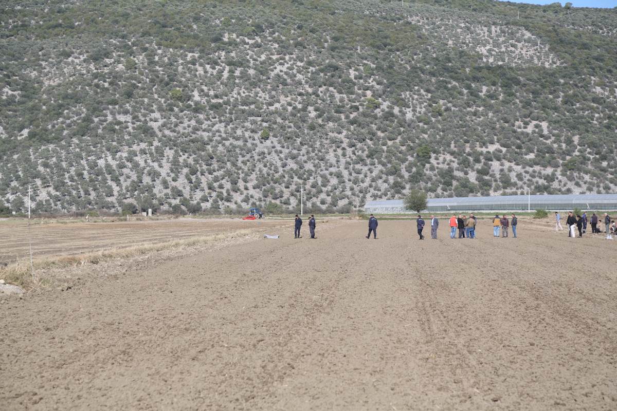 Muğla'da çift sürdüğü tarlada ölü bulundu