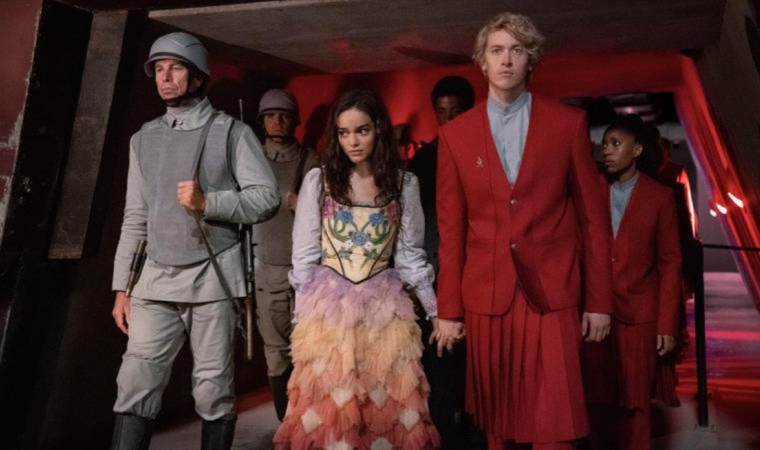 İnsan doğuştan barbar mıdır?