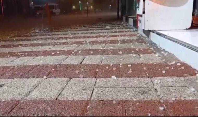 Bursa’da ceviz büyüklüğünde dolu yağdı