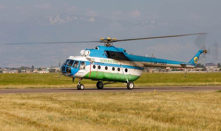 Özbekistan’da askeri helikopter düştü