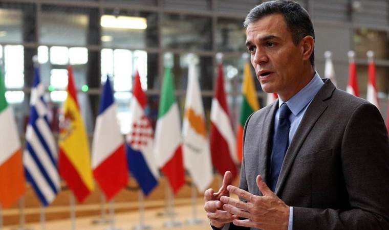 Emekli askerlerden Başbakan’ın görevden alınması için manifesto