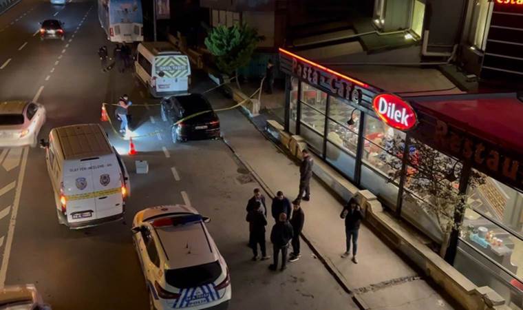 Bakırköy’de D-100’de lüks cipe silahlı saldırı!