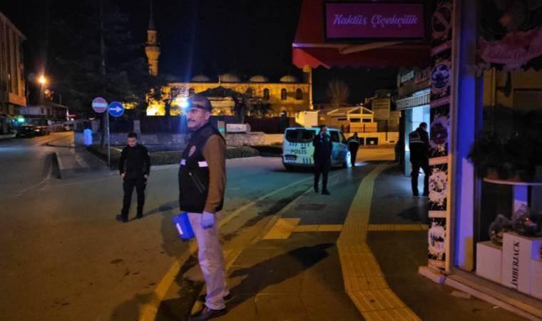 Çorum’da işyerine silahlı saldırı: Hasar oluştu!