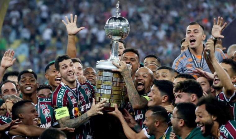 Felipe Melo’lu Fluminense, Libertadores Kupası’nı müzesine götürdü!