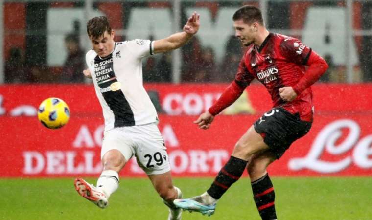 Udinese, Milan deplasmanından galibiyetle tanıştı!