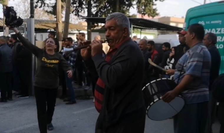 Silahlı saldırıda hayatını kaybetmişti… Cenazesinde davul zurna çalındı!