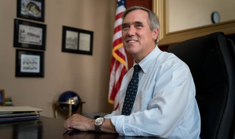 ABD’li Demokrat Senatör’den ateşkes çağrısı