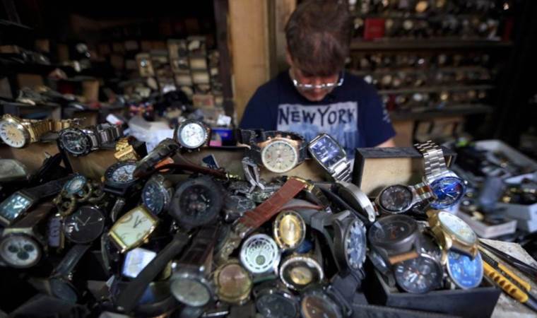 Enflasyon saat fiyatları da vurdu! Satışlar düştü, tamirler arttı…