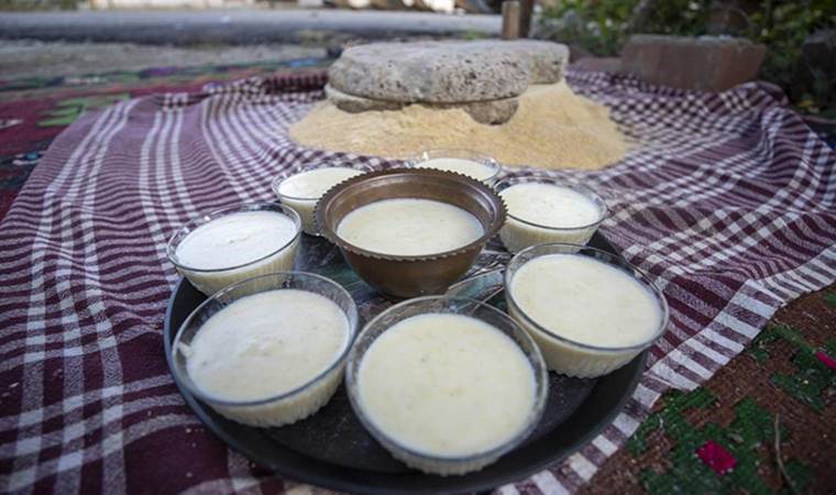 Sakarya’nın tescillenen üre tatlısı gelecek nesillerin sofralarına taşınacak