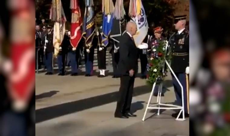 Joe Biden yine ne yapacağını unuttu