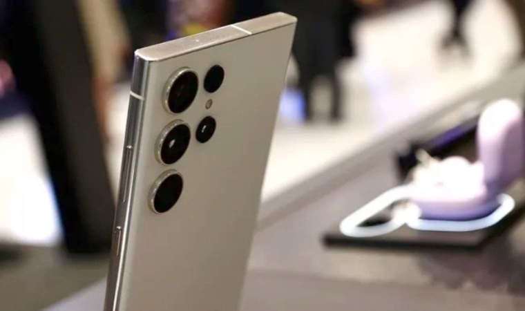 Samsung yapay zekalı telefonu üzerinde çalışıyor! Nasıl olacak?