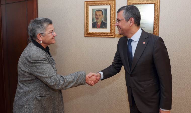 Özgür Özel, TTB Başkanı Fincancı ile görüştü