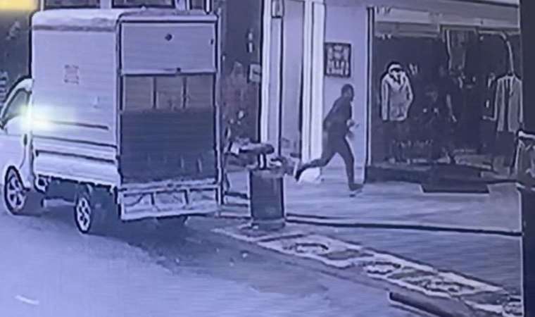 Fatih’te dehşet… Silahla işyerini bastı: 2 yaralı