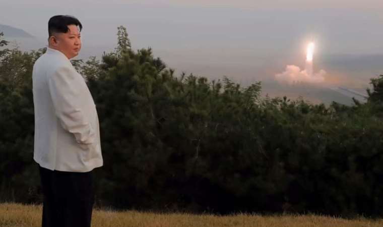 Kuzey Kore ‘füze günü’ ilan etti