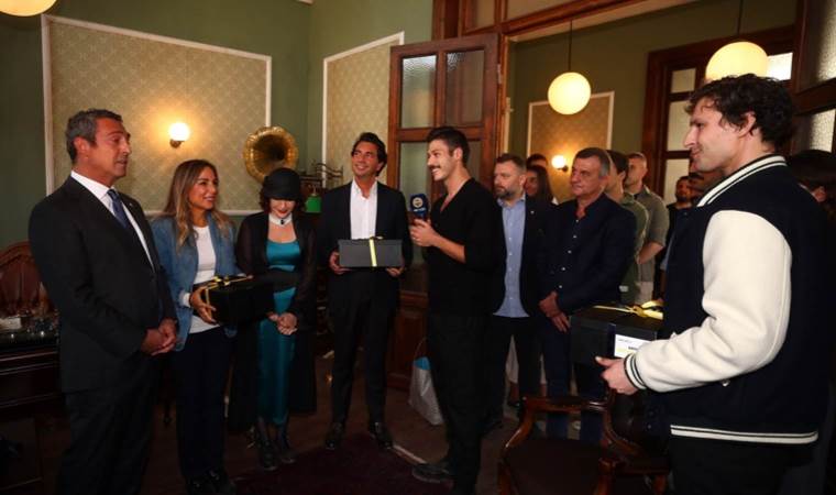 Ali Koç ‘Zaferin Rengi’ filmi setinde: ‘Kimin Atatürk’ün yolundan yürüdüğü önemlidir’