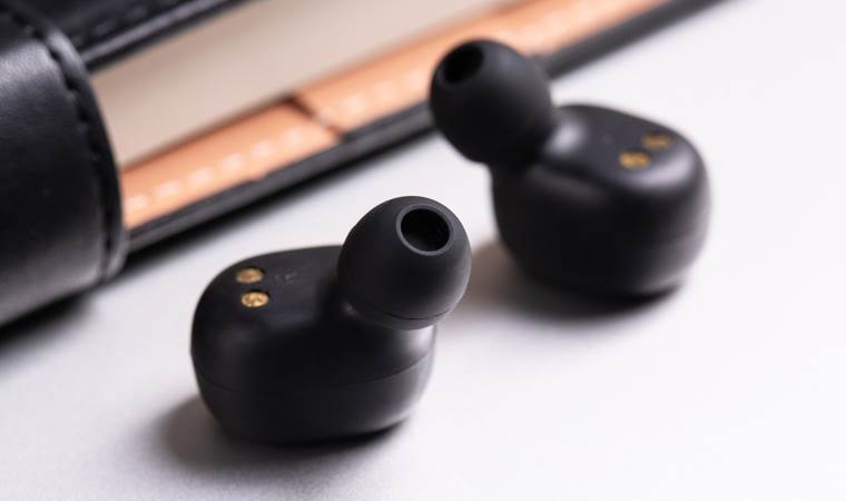 Gürültü önleyici kulaklıklar nasıl çalışır?