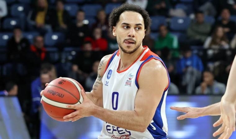 Euroleague’de haftanın MVP’si Larkin!