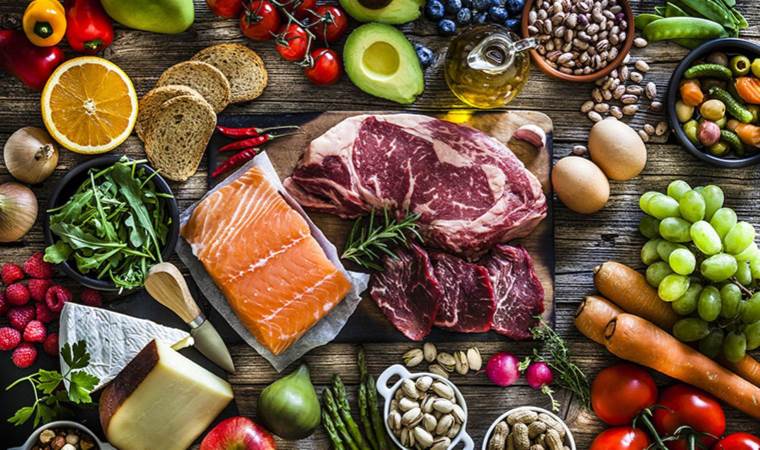 Uzmanlar uyardı: Kanser tedavisi için mucizevi bir besin yok