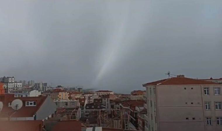 Küçükçekmece Gölü’nde hortum paniği!