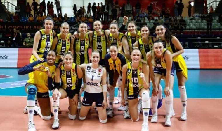 Filedeki derbide Fenerbahçe Opet, Galatasaray Daikin’i 3-1 mağlup etti