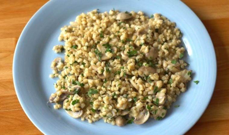 Risotto’nun Sevdalısı: Mantarlı ıspanaklı risotto tarifi…