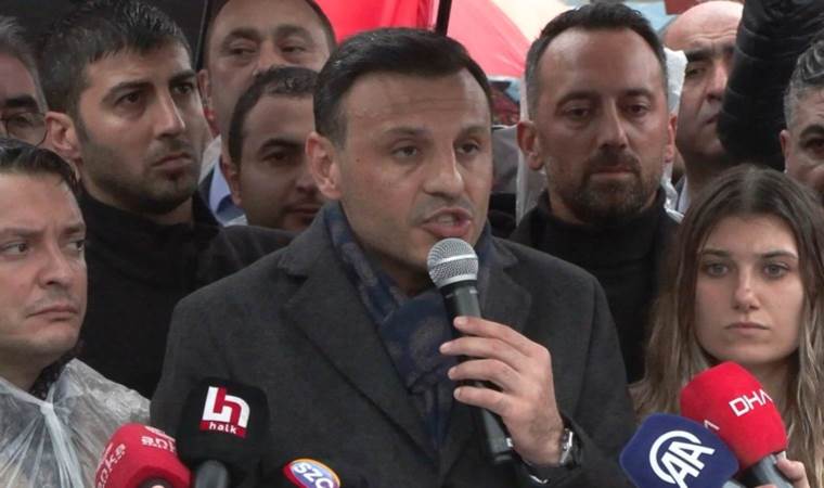 CHP’den adliye önünde eylem: ‘Anayasa’yı savunmaya devam edeceğiz’