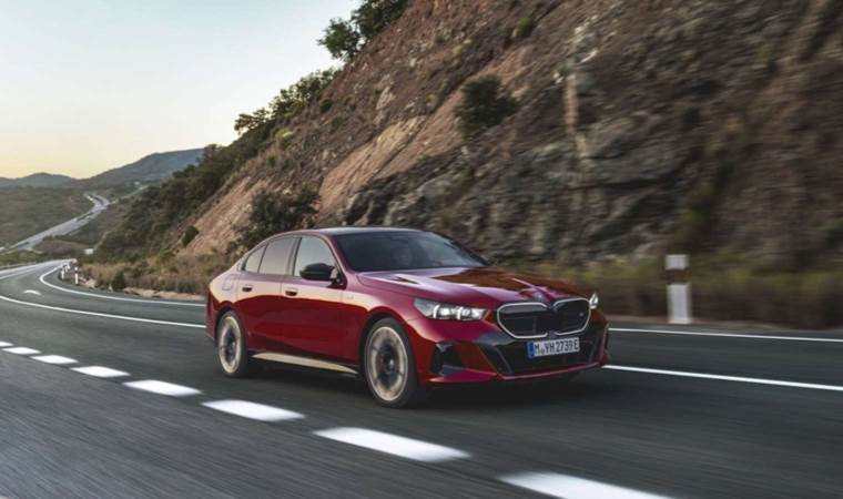 BMW Almanya’da elektrikli modeller hariç üretimi durduruyor!