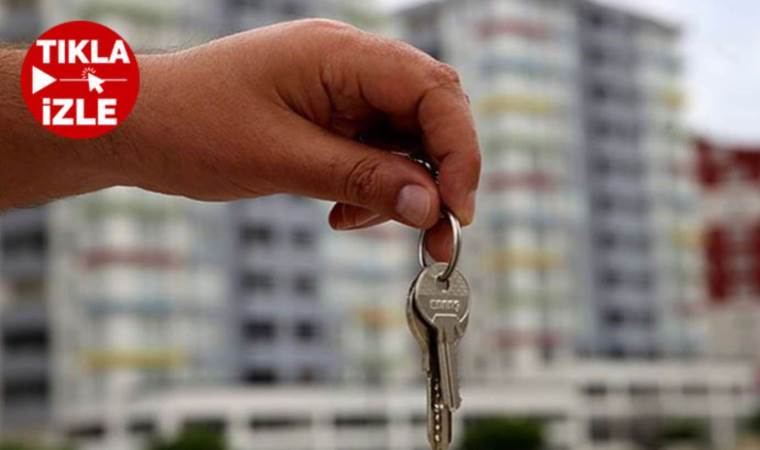 Ekonomist Onur Çanakçı Cumhuriyet TV’de anlattı: Konut ve araç fiyatları düşecek mi?