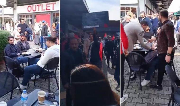 Kocaeli’nde Starbucks’ta ‘zorla’ protesto: Müşterilere tepki gösterip kahvelerini döktüler