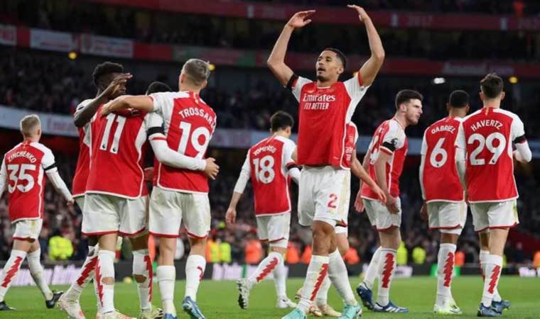 Arsenal, Burnley’i rahat geçti!