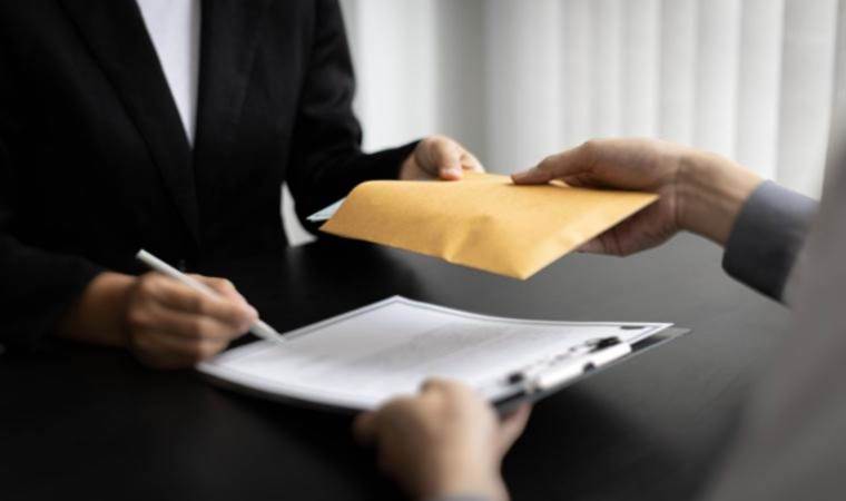 Oya Özarslan’dan ‘güzellik salonları’ uyarısı: Kirli işlere 5 milyar dolar