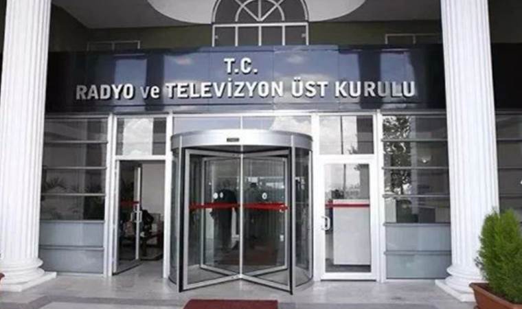 TRT’de ‘propaganda’: 29 Ekim kutlamalarında hükümete gelen eleştiriler yanıtlandı