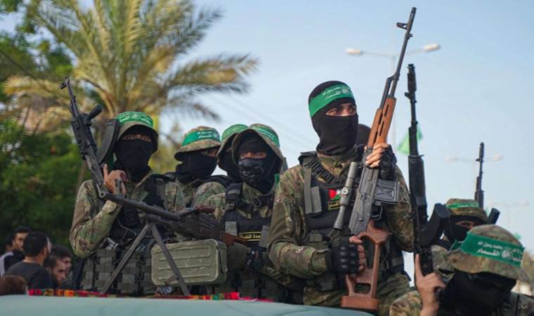 Hamas’tan ateşkes açıklaması: 70 rehineyi bırakmaya hazırız!