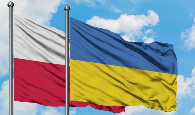 Deniz Berktay ile Kuzeyden Notlar: Yeni bir ihtilal mi?