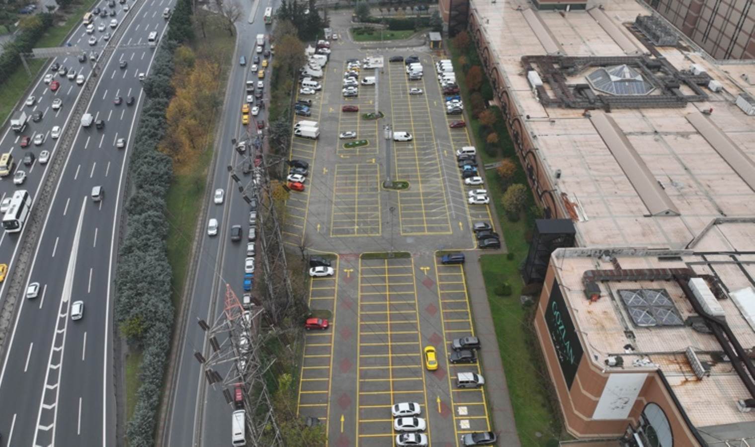 Fiyatlar dudak uçuklattı! Otoparklar zam nedeniyle boş kaldı