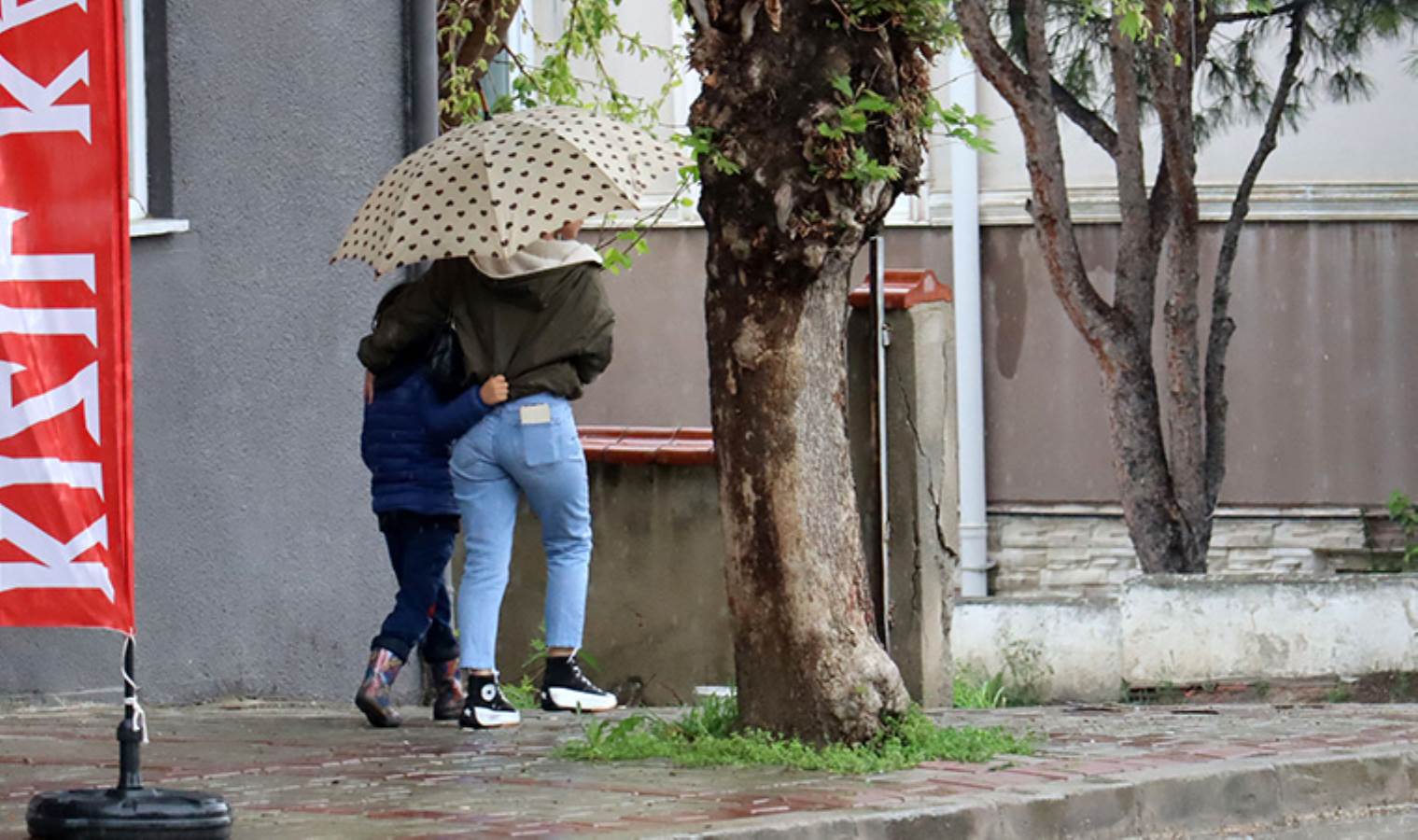 Meteoroloji, İstanbul ve Trakya'yı uyardı: Kuvvetli yağışa dikkat!