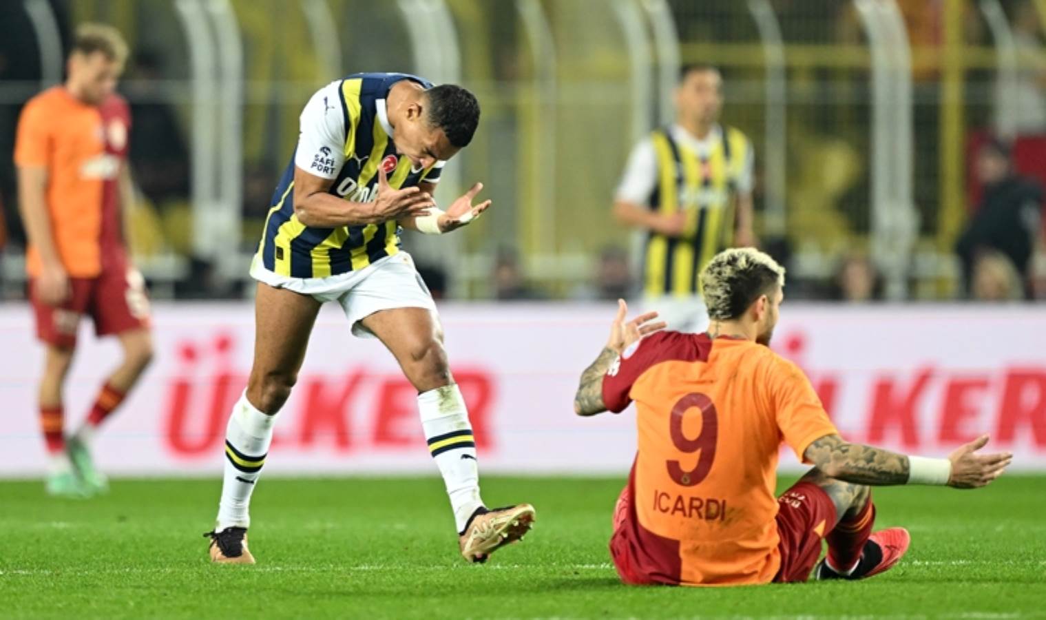 Rıdvan Dilmen'den dikkat çeken derbi yorumu: 'Fenerbahçe ile Galatasaray rekor kırdı'