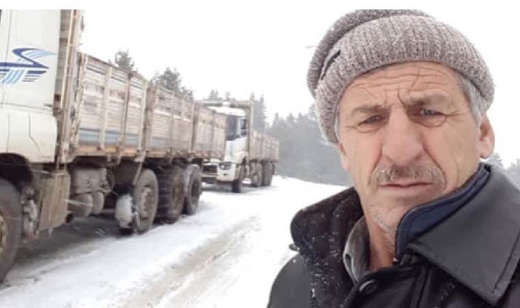 Feci olay… Kamyon sürücüsünün üzerine tomruk devrildi!