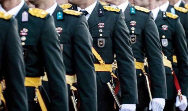 CHP’li Yankı Bağcıoğlu’ndan teğmenlere ‘disiplinsizlik’ suçlamasına açıklama: Tepki göstermek herkesin görevi