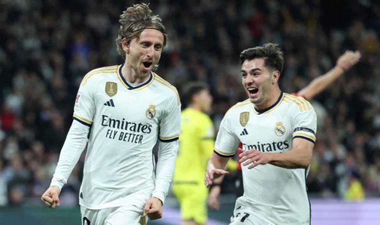 Real Madrid, Villarreal’e gol oldu yağdı!