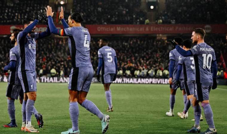 Liverpool, iki golle kazandı