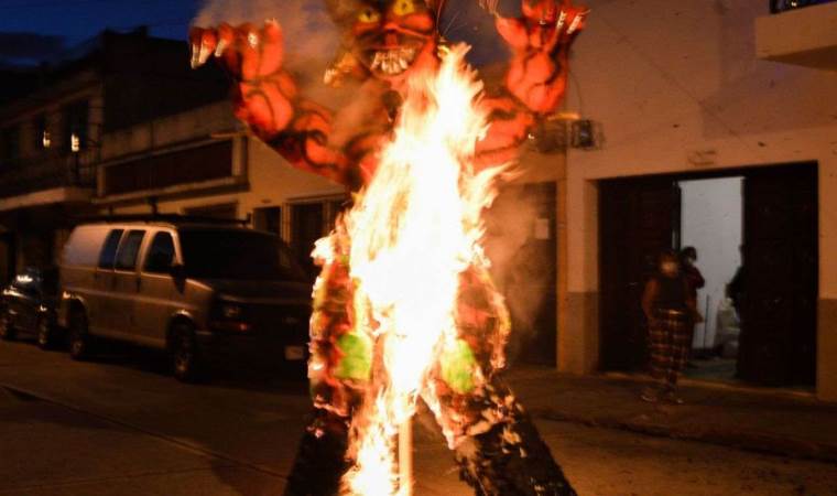 Guatemala’da ‘Şeytan Yakma’ festivali