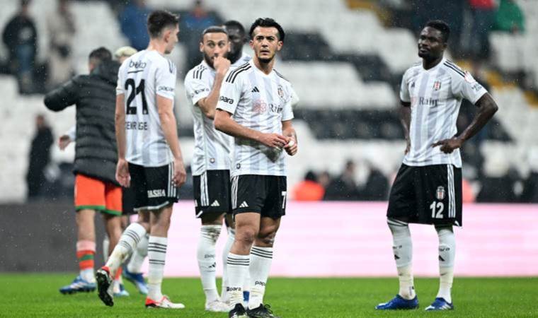 Spor yazarları Beşiktaş – Alanyaspor karşılaşmasını değerlendirdi: ‘Bu enkazı toparlamak zor olacak’